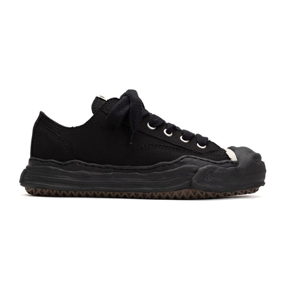 HANK) OG Sole Canvas Low-top Sneaker (A05FW702-BLKxBLK) | Maison