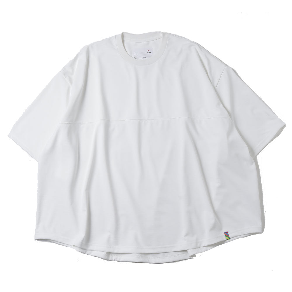 is-ness(イズネス)RELAX ROUND T- SHIRT is-ness×Y(dot)BY NORDISK