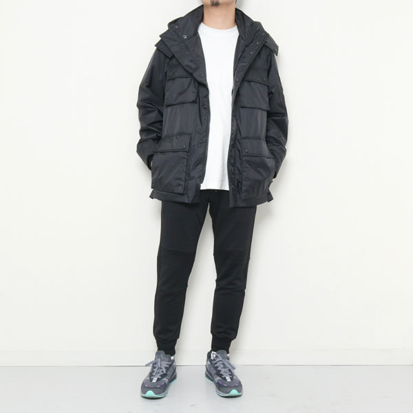 ナイロンリップストップ CANADA GOOSE J903