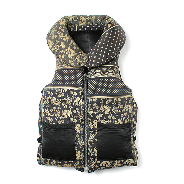 P.F.D. DOWNVEST (SILKBANDANA N.D.)