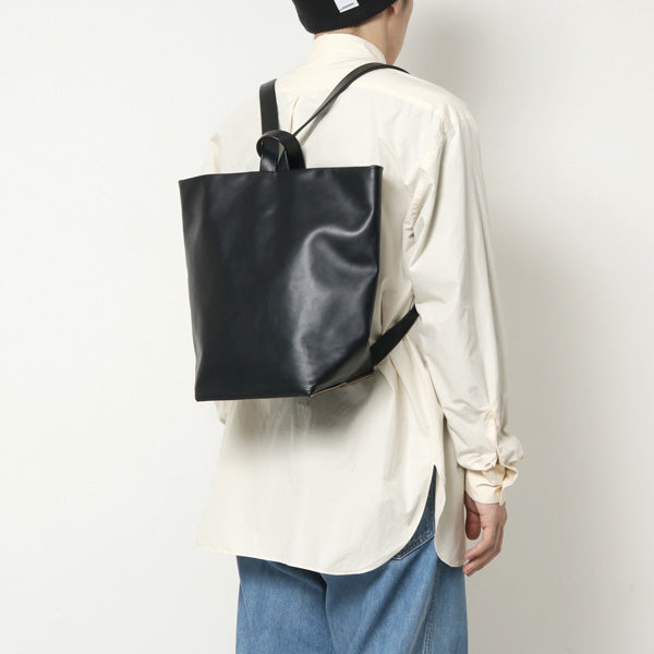 LE03 / COW KIP LEATHER RUCKSACK M