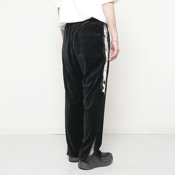 LINED CHAOS EMBROIDERY TRACK PANTS (19AW16PT110) | doublet 