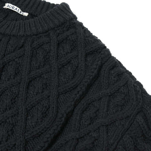 HARD TWIST MERINO ARAN KNIT P/O (A9AP01FM) | AURALEE / トップス (MEN) | AURALEE 正規取扱店DIVERSE