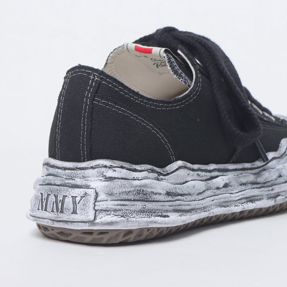 (HANK) OG Sole Canvas Garment dye Low-top Sneaker BLACK