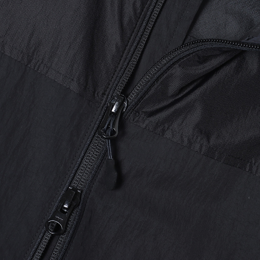 R-2 WIND TRACKTOP 2-TONE