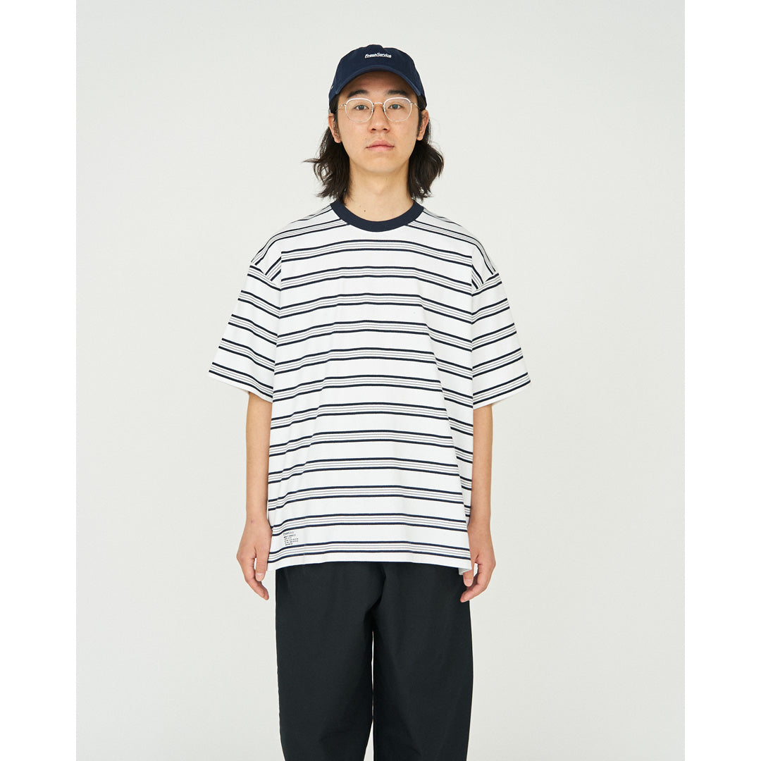 MULTI BORDER S/S TEE