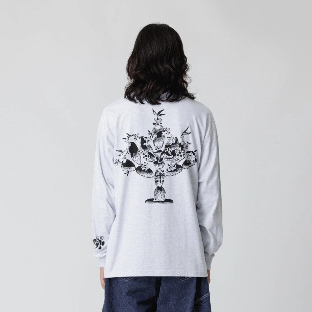 L/S T-SHIRT PEACE LOVING NATION