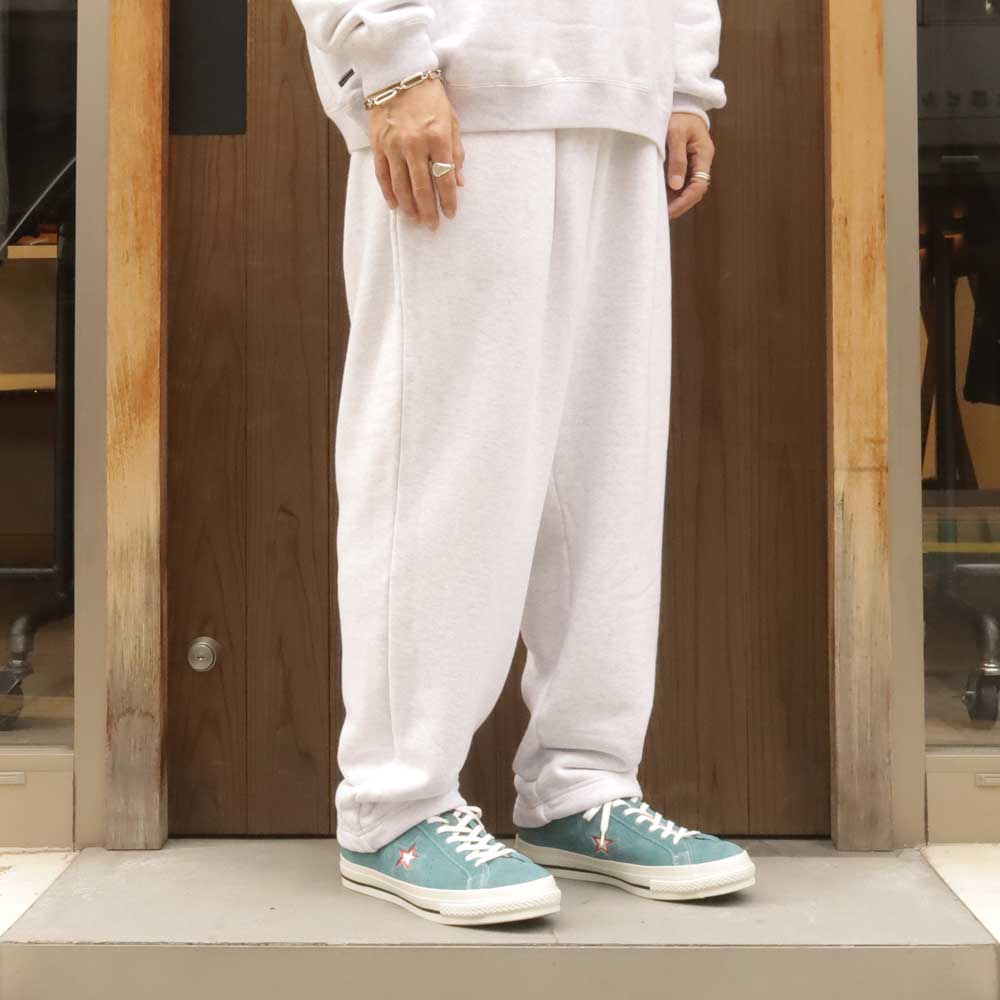 S.F.C(ストライプスフォークリエイティブ)SFC WIDE TAPERED SWEAT PANTS (SFCFW24CS04) | S.F.C /  パンツ (MEN) | S.F.C正規取扱店DIVERSE