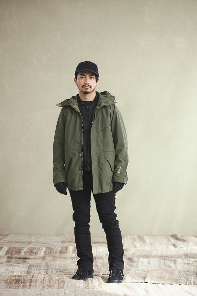 HIKER HOODED JACKET マウンテン　ジャケット　ノンネイティブnumbe