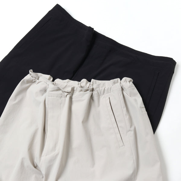 BIG WAIST EASY SLACKS (211-60505) | UNIVERSAL PRODUCTS / パンツ