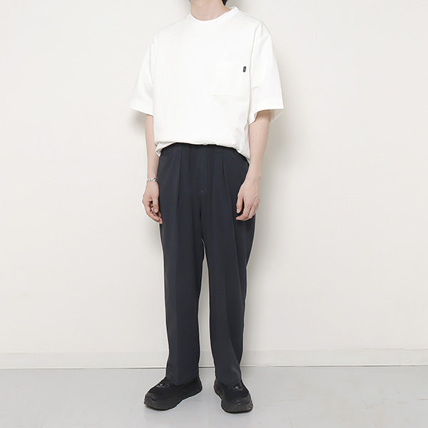 Two-tuck Wide Tapered Pants(強撚ツイル左上がり) (FR0201-M4004) | FARAH / パンツ (MEN) |  FARAH正規取扱店DIVERSE