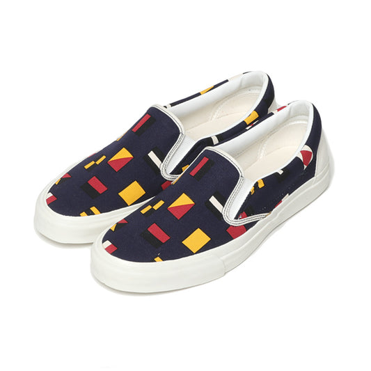 FLAG PRINT SLIP-ON